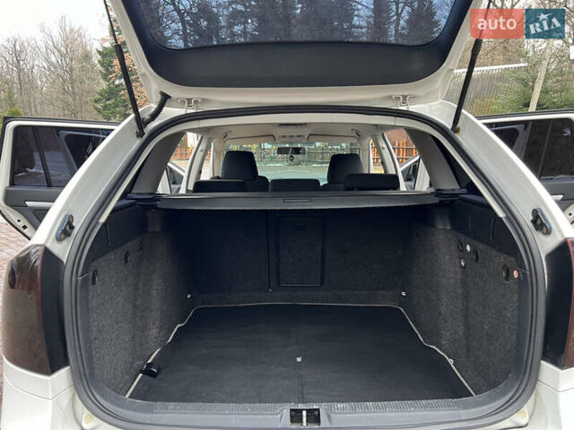 Белый Шкода Октавия, объемом двигателя 1.6 л и пробегом 309 тыс. км за 7499 $, фото 36 на Automoto.ua