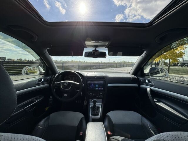 Белый Шкода Октавия, объемом двигателя 2 л и пробегом 311 тыс. км за 10999 $, фото 7 на Automoto.ua