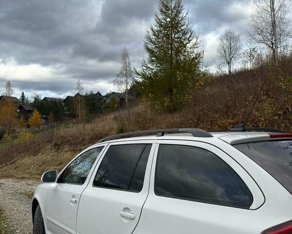 Шкода Октавия 2010 в Стрые на Automoto.ua Белый Шкода Октавия, объемом двигателя 1.6 л и пробегом 295 тыс. км за 8200 $, фото 6 на Automoto.ua