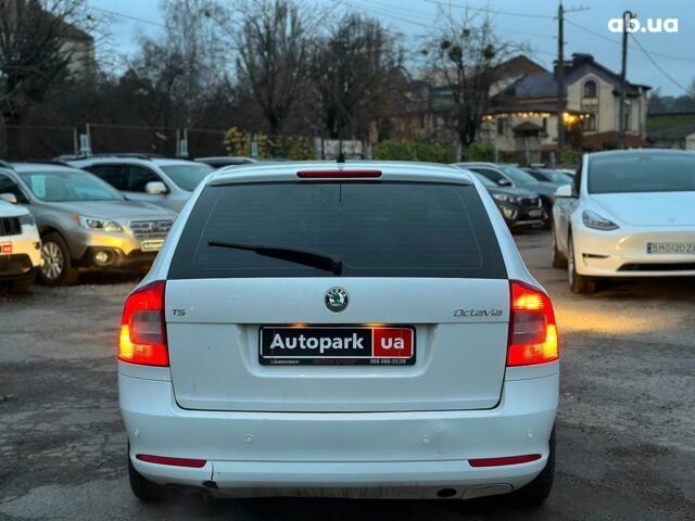Белый Шкода Октавия, объемом двигателя 1.8 л и пробегом 316 тыс. км за 7290 $, фото 4 на Automoto.ua