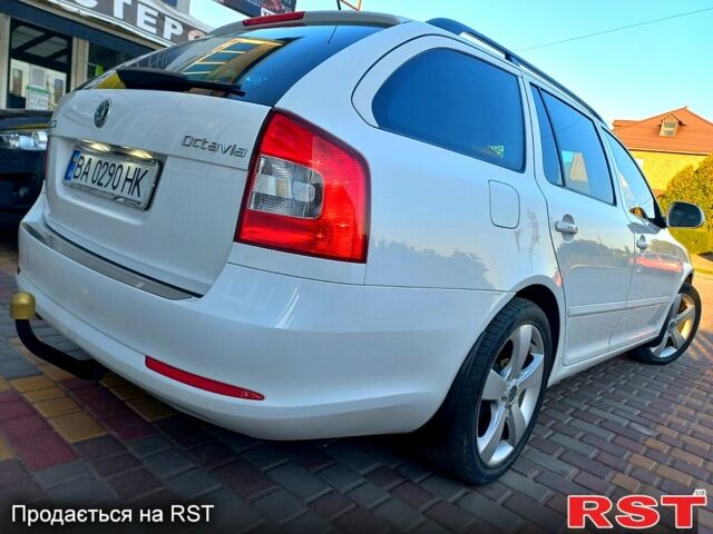 Білий Шкода Октавія, об'ємом двигуна 1.8 л та пробігом 182 тис. км за 8000 $, фото 5 на Automoto.ua