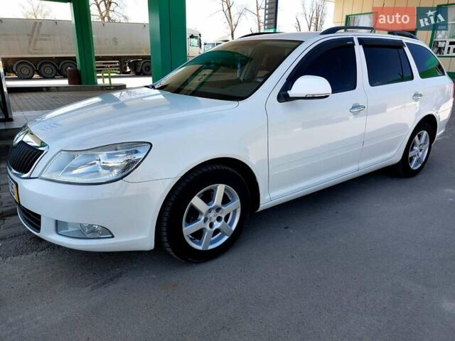 Белый Шкода Октавия, объемом двигателя 1.6 л и пробегом 289 тыс. км за 6800 $, фото 6 на Automoto.ua