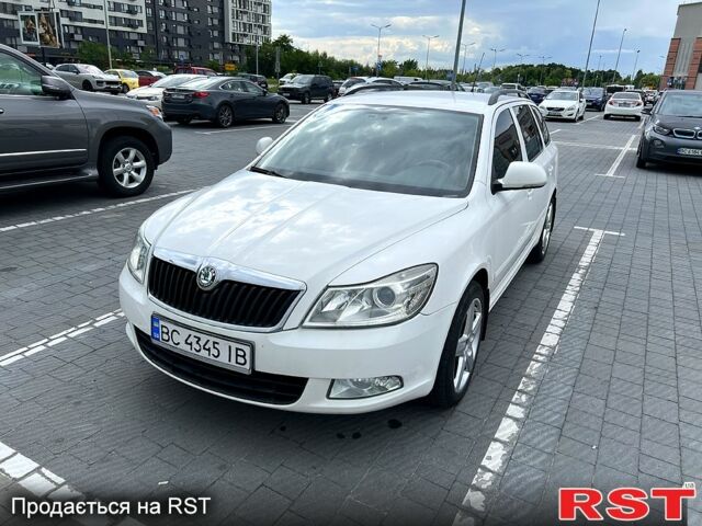 Белый Шкода Октавия, объемом двигателя 1.6 л и пробегом 320 тыс. км за 6200 $, фото 1 на Automoto.ua