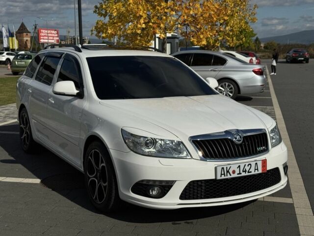 Белый Шкода Октавия, объемом двигателя 2 л и пробегом 311 тыс. км за 10999 $, фото 2 на Automoto.ua