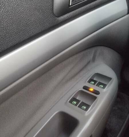 Белый Шкода Октавия, объемом двигателя 1.8 л и пробегом 322 тыс. км за 6900 $, фото 3 на Automoto.ua