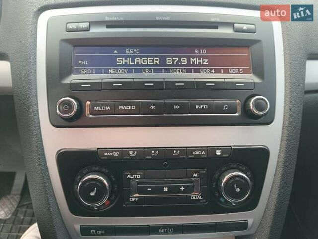 Білий Шкода Октавія, об'ємом двигуна 1.39 л та пробігом 266 тис. км за 7250 $, фото 31 на Automoto.ua