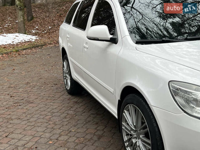Белый Шкода Октавия, объемом двигателя 1.6 л и пробегом 309 тыс. км за 7499 $, фото 22 на Automoto.ua