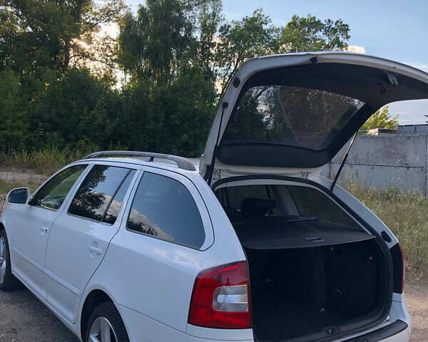 Белый Шкода Октавия, объемом двигателя 1.4 л и пробегом 239 тыс. км за 7250 $, фото 33 на Automoto.ua