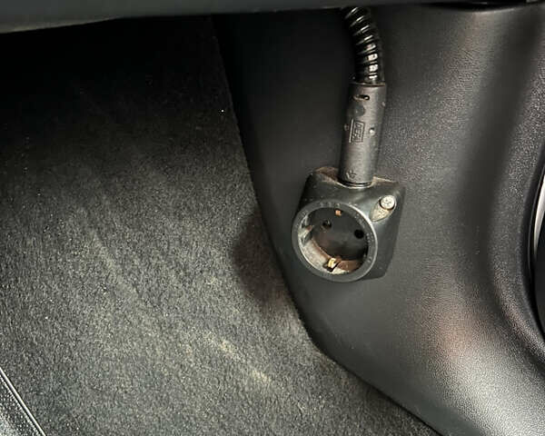 Белый Шкода Октавия, объемом двигателя 1.6 л и пробегом 420 тыс. км за 5999 $, фото 19 на Automoto.ua