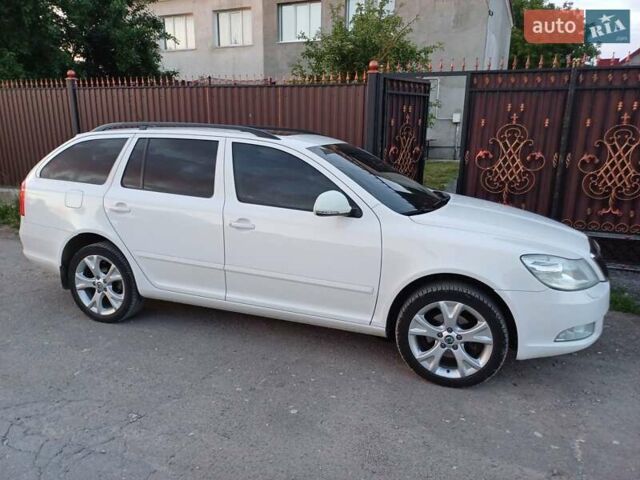Белый Шкода Октавия, объемом двигателя 1.6 л и пробегом 313 тыс. км за 8700 $, фото 2 на Automoto.ua