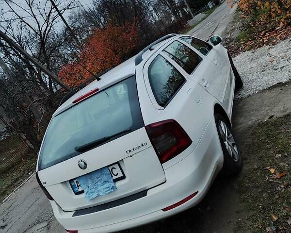 Білий Шкода Октавія, об'ємом двигуна 1.9 л та пробігом 200 тис. км за 6000 $, фото 2 на Automoto.ua