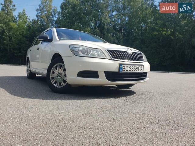 Белый Шкода Октавия, объемом двигателя 1.9 л и пробегом 250 тыс. км за 6800 $, фото 12 на Automoto.ua