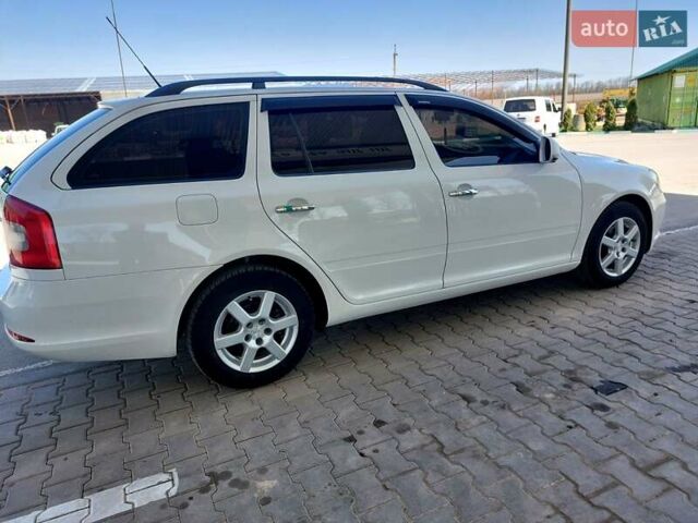 Белый Шкода Октавия, объемом двигателя 1.6 л и пробегом 289 тыс. км за 6800 $, фото 17 на Automoto.ua