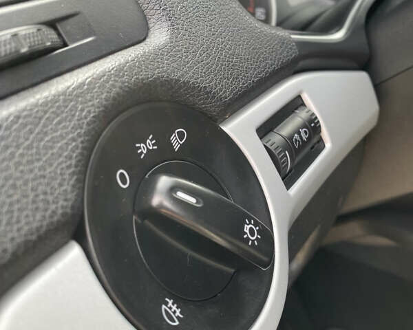 Белый Шкода Октавия, объемом двигателя 1.6 л и пробегом 281 тыс. км за 8600 $, фото 30 на Automoto.ua