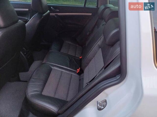 Белый Шкода Октавия, объемом двигателя 1.6 л и пробегом 313 тыс. км за 8700 $, фото 8 на Automoto.ua