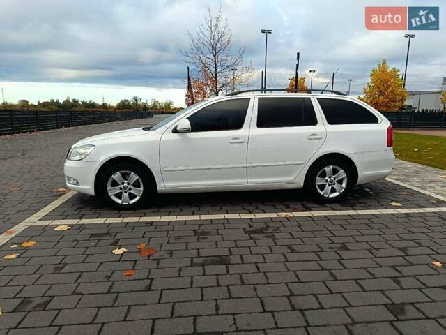 Білий Шкода Октавія, об'ємом двигуна 1.39 л та пробігом 266 тис. км за 7250 $, фото 20 на Automoto.ua