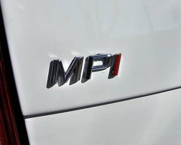 Белый Шкода Октавия, объемом двигателя 1.6 л и пробегом 169 тыс. км за 7900 $, фото 13 на Automoto.ua