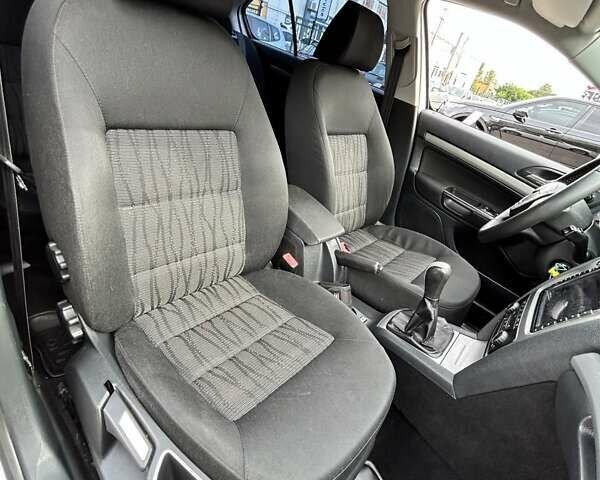 Білий Шкода Октавія, об'ємом двигуна 1.8 л та пробігом 233 тис. км за 8200 $, фото 32 на Automoto.ua