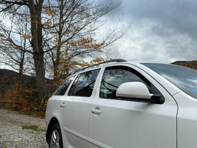 Білий Шкода Октавія, об'ємом двигуна 1.6 л та пробігом 295 тис. км за 7000 $, фото 7 на Automoto.ua
