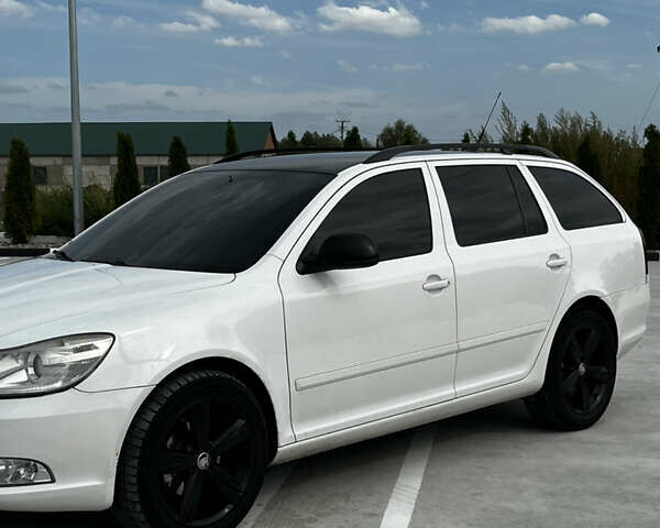 Белый Шкода Октавия, объемом двигателя 1.6 л и пробегом 325 тыс. км за 7800 $, фото 16 на Automoto.ua