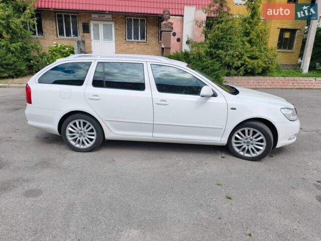 Белый Шкода Октавия, объемом двигателя 1.8 л и пробегом 241 тыс. км за 8500 $, фото 4 на Automoto.ua