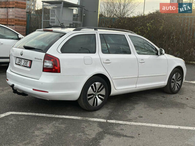 Белый Шкода Октавия, объемом двигателя 0 л и пробегом 247 тыс. км за 6550 $, фото 10 на Automoto.ua