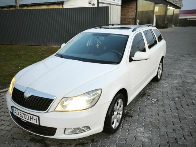 Білий Шкода Октавія, об'ємом двигуна 1.6 л та пробігом 324 тис. км за 6200 $, фото 2 на Automoto.ua