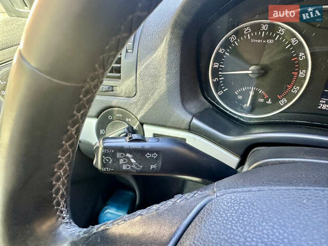 Белый Шкода Октавия, объемом двигателя 1.97 л и пробегом 285 тыс. км за 8900 $, фото 38 на Automoto.ua