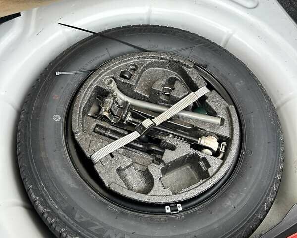 Білий Шкода Октавія, об'ємом двигуна 1.8 л та пробігом 233 тис. км за 8200 $, фото 13 на Automoto.ua