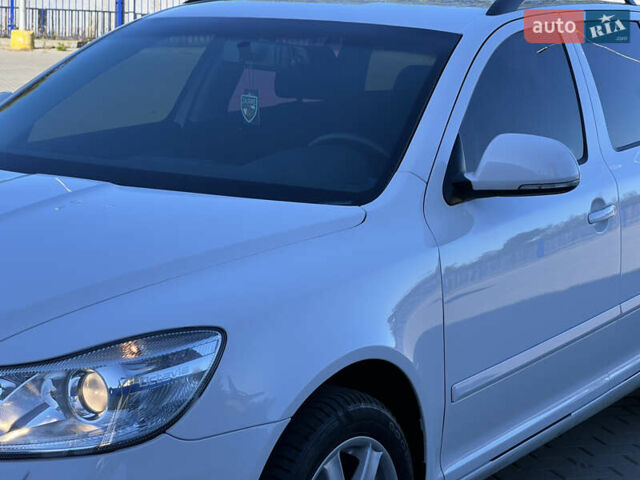 Белый Шкода Октавия, объемом двигателя 1.6 л и пробегом 261 тыс. км за 7150 $, фото 16 на Automoto.ua