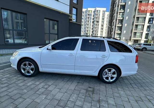 Белый Шкода Октавия, объемом двигателя 1.2 л и пробегом 235 тыс. км за 6900 $, фото 14 на Automoto.ua