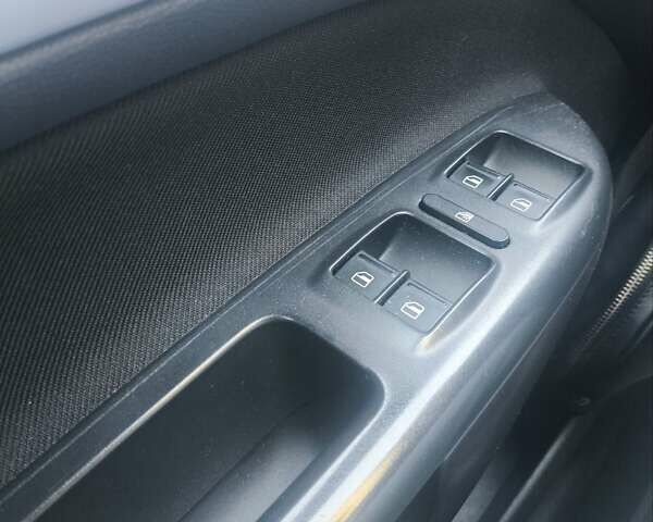 Білий Шкода Октавія, об'ємом двигуна 1.39 л та пробігом 250 тис. км за 7500 $, фото 5 на Automoto.ua