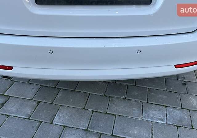 Белый Шкода Октавия, объемом двигателя 1.2 л и пробегом 235 тыс. км за 6900 $, фото 20 на Automoto.ua