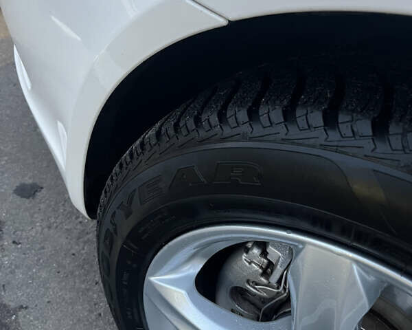 Шкода Октавія 2011 у Чернігові на Automoto.ua Білий Шкода Октавія, об'ємом двигуна 1.99 л та пробігом 283 тис. км за 10000 $, фото 5 на Automoto.ua