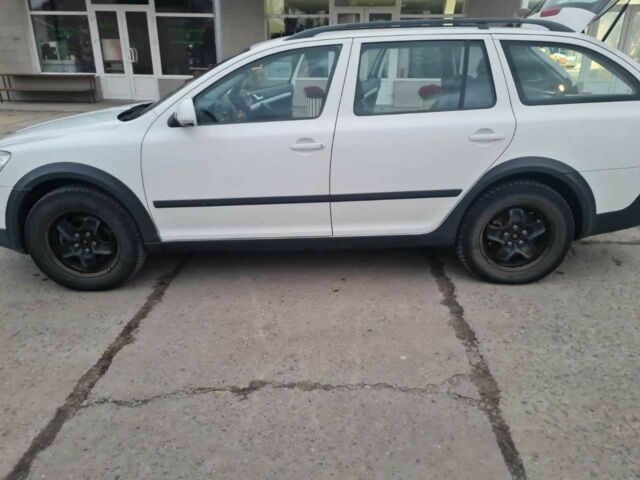 Шкода Октавія 2011 у Новом Буге на Automoto.ua Білий Шкода Октавія, об'ємом двигуна 1.8 л та пробігом 255 тис. км за 8000 $, фото 6 на Automoto.ua