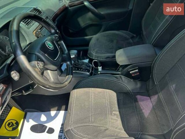 Белый Шкода Октавия, объемом двигателя 1.6 л и пробегом 320 тыс. км за 8000 $, фото 7 на Automoto.ua