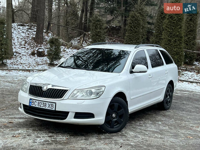 Белый Шкода Октавия, объемом двигателя 1.6 л и пробегом 299 тыс. км за 6999 $, фото 18 на Automoto.ua