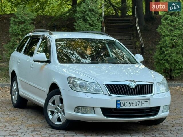 Білий Шкода Октавія, об'ємом двигуна 1.99 л та пробігом 276 тис. км за 9300 $, фото 8 на Automoto.ua
