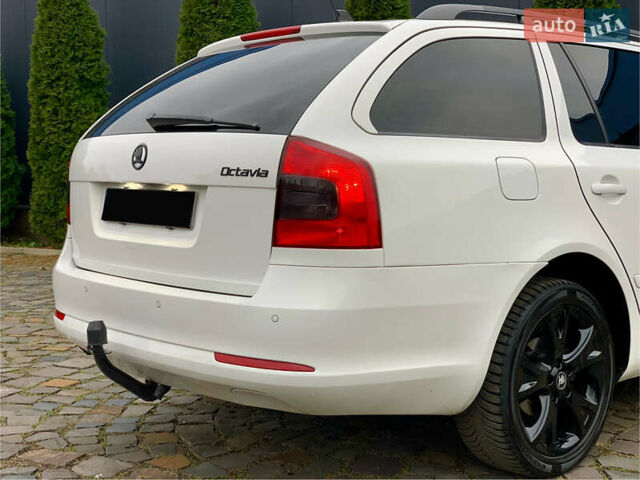 Белый Шкода Октавия, объемом двигателя 1.6 л и пробегом 271 тыс. км за 7950 $, фото 20 на Automoto.ua