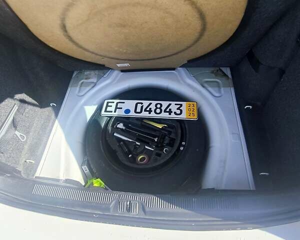 Білий Шкода Октавія, об'ємом двигуна 1.39 л та пробігом 250 тис. км за 7500 $, фото 33 на Automoto.ua