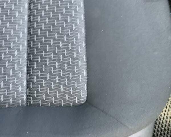 Белый Шкода Октавия, объемом двигателя 1.6 л и пробегом 345 тыс. км за 4500 $, фото 6 на Automoto.ua