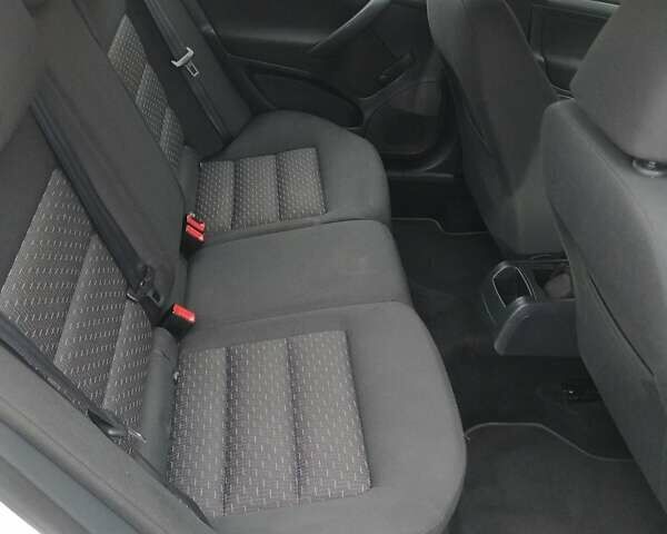 Белый Шкода Октавия, объемом двигателя 1.39 л и пробегом 205 тыс. км за 6899 $, фото 20 на Automoto.ua