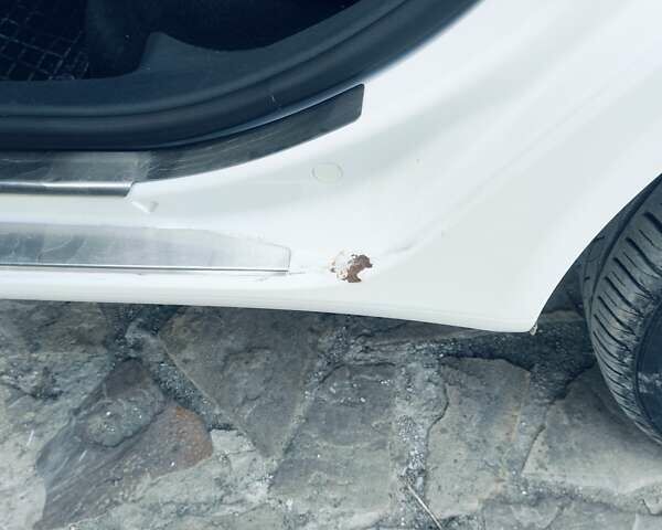 Белый Шкода Октавия, объемом двигателя 1.97 л и пробегом 353 тыс. км за 7500 $, фото 6 на Automoto.ua