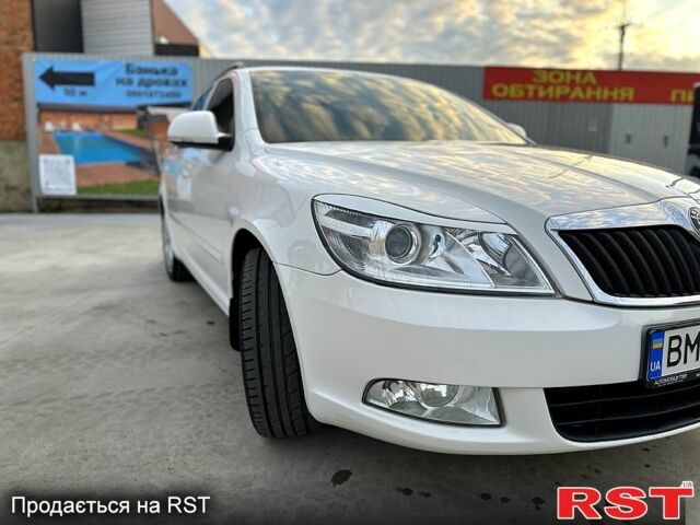 Белый Шкода Октавия, объемом двигателя 1.8 л и пробегом 266 тыс. км за 7800 $, фото 2 на Automoto.ua