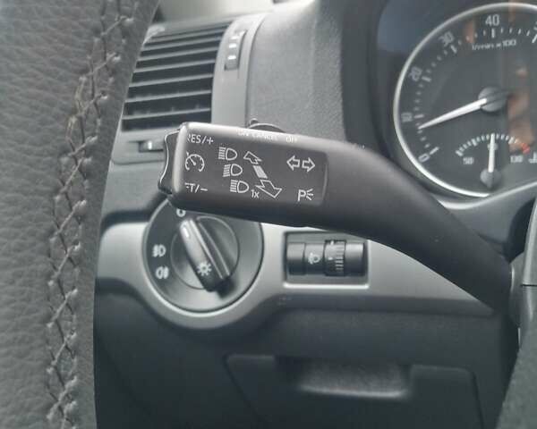 Белый Шкода Октавия, объемом двигателя 1.39 л и пробегом 205 тыс. км за 6899 $, фото 19 на Automoto.ua