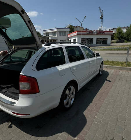 Белый Шкода Октавия, объемом двигателя 1.97 л и пробегом 265 тыс. км за 8300 $, фото 18 на Automoto.ua