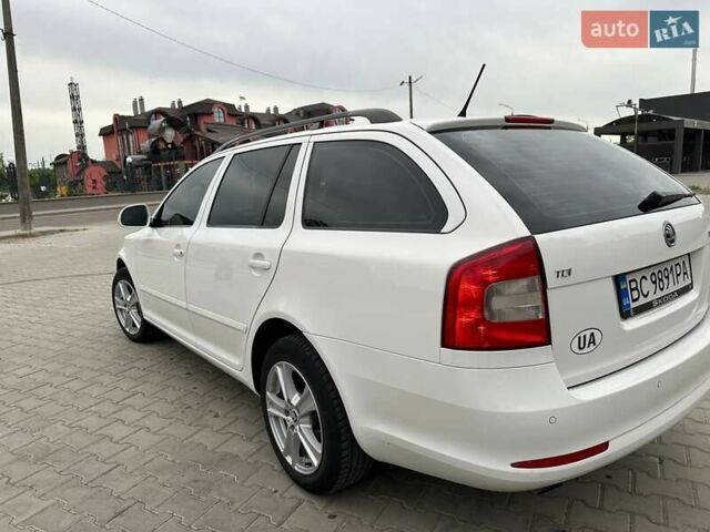 Белый Шкода Октавия, объемом двигателя 1.6 л и пробегом 295 тыс. км за 7200 $, фото 10 на Automoto.ua