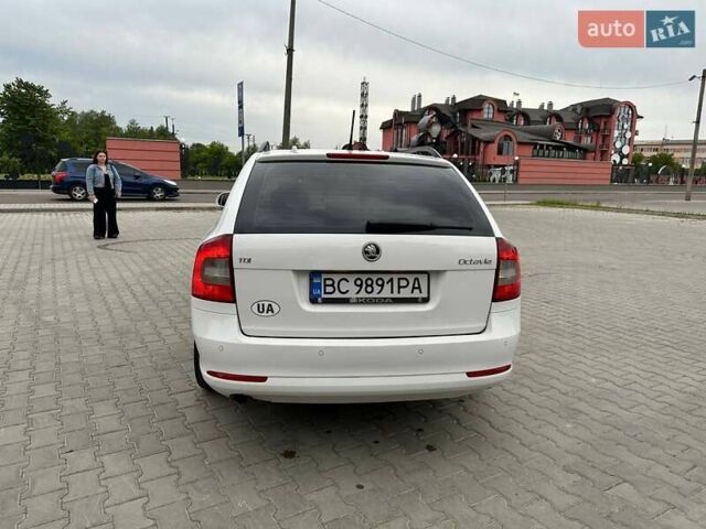 Белый Шкода Октавия, объемом двигателя 1.6 л и пробегом 295 тыс. км за 7200 $, фото 11 на Automoto.ua