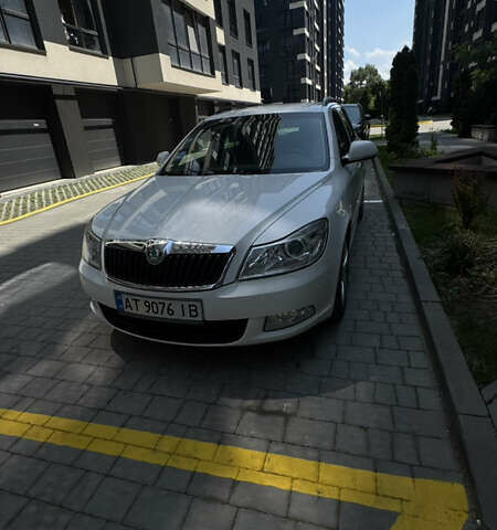 Белый Шкода Октавия, объемом двигателя 1.97 л и пробегом 265 тыс. км за 8300 $, фото 31 на Automoto.ua