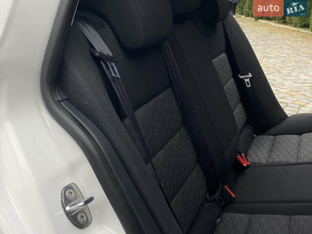 Белый Шкода Октавия, объемом двигателя 1.6 л и пробегом 271 тыс. км за 7950 $, фото 41 на Automoto.ua